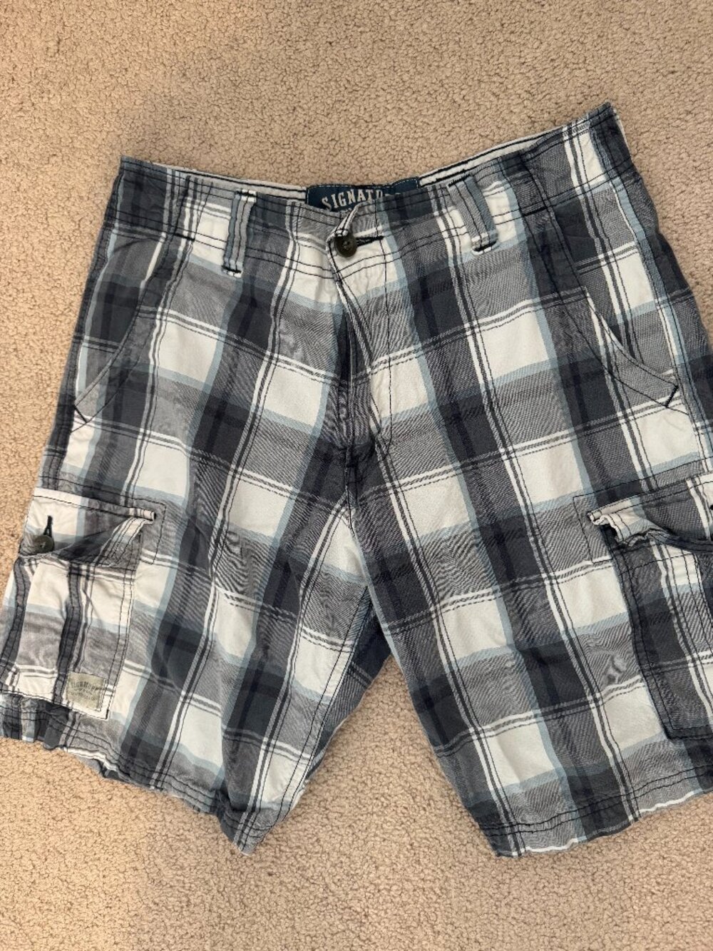 Levi's Signature Cargo Shorts